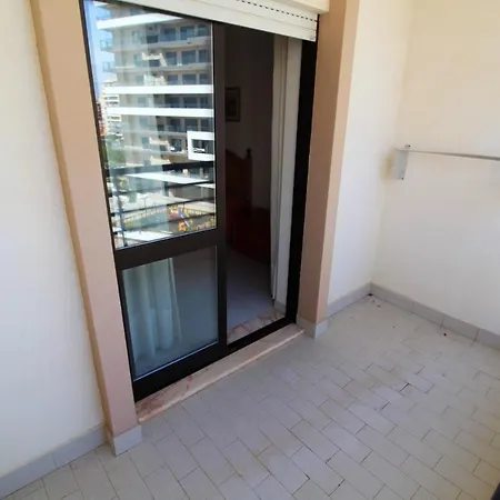 شقة Spacious In - 100 M² With Terrace